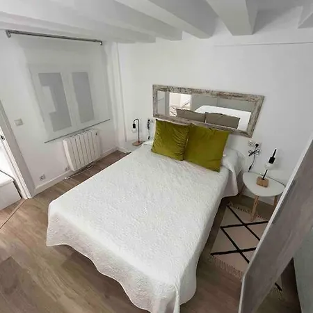 Ferienwohnung Gurea Casco Viejo Bilbao Exterior foto