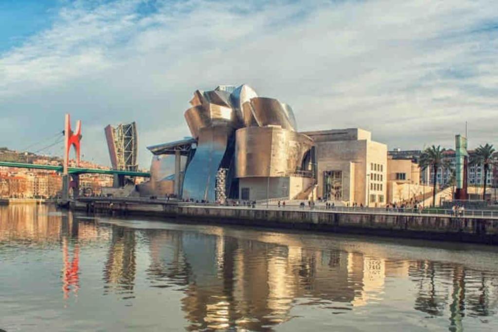Gurea Casco Viejo Con Opcion A Parking Apartment Bilbao